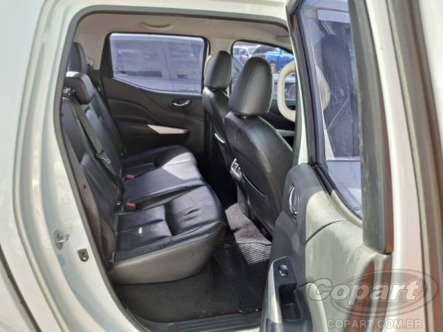 2022 NISSAN FRONTIER CD 