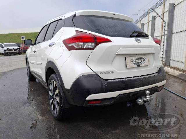 2020 NISSAN KICKS 