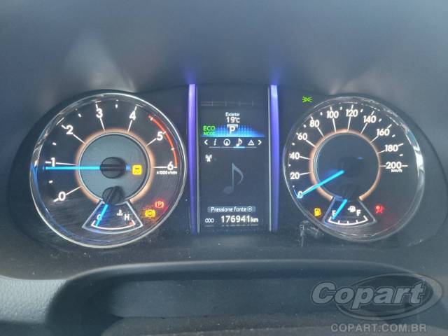 2016 TOYOTA HILUX SW4 