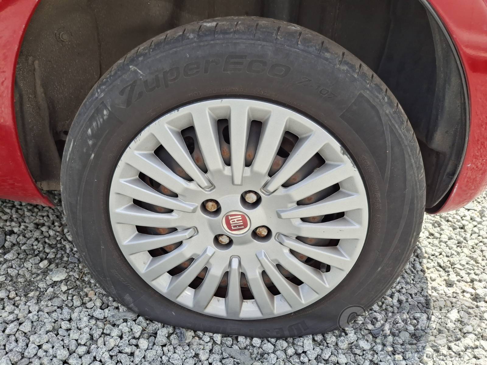 Foto 11 de 15: 2012 FIAT PUNTO