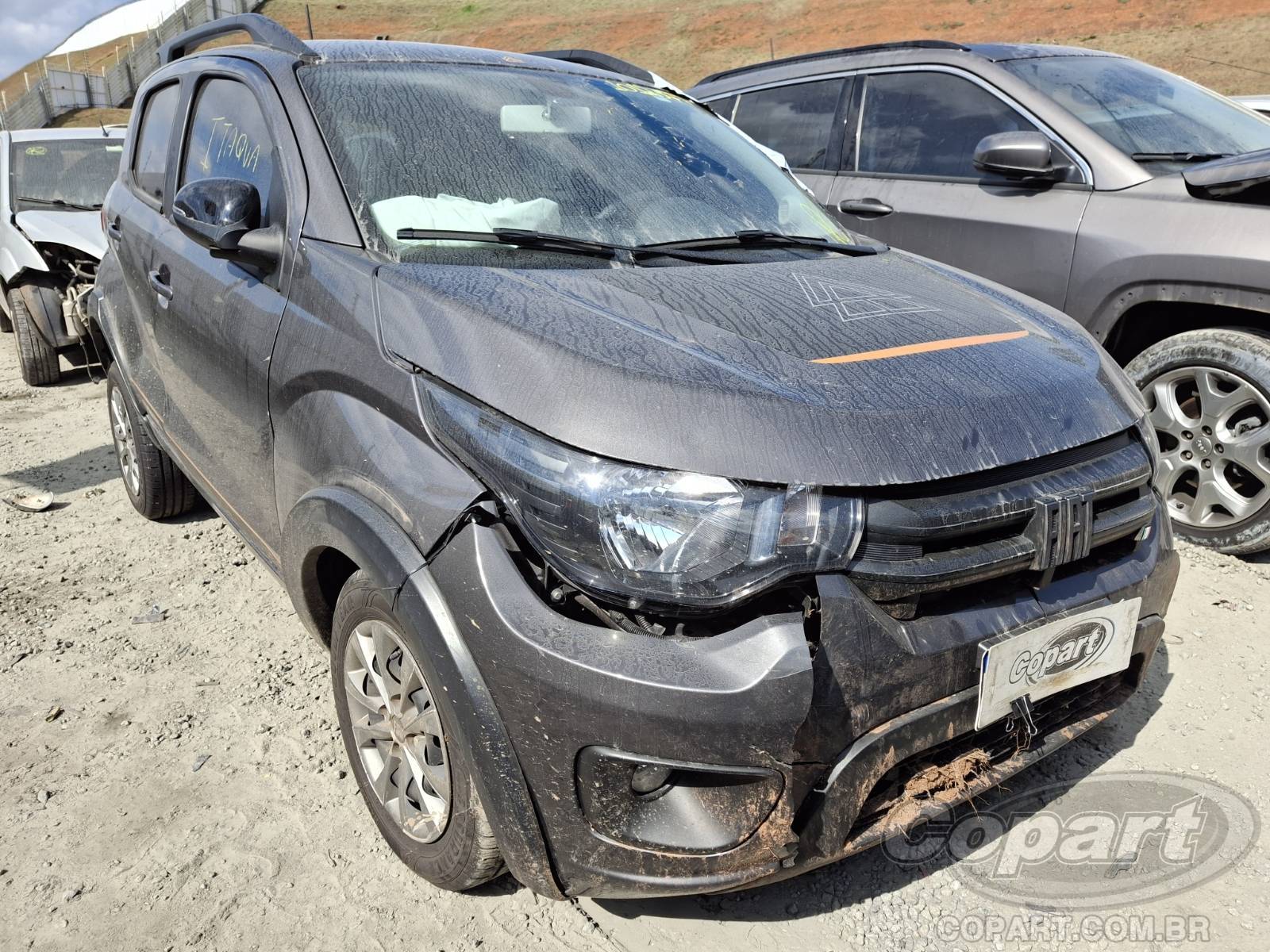 Veículo Fiat Mobi 2025 FIAT MOBI Mobi Trekking 1.0 Fire 2025 em leilão
