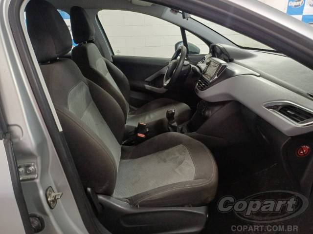 2015 PEUGEOT 208 