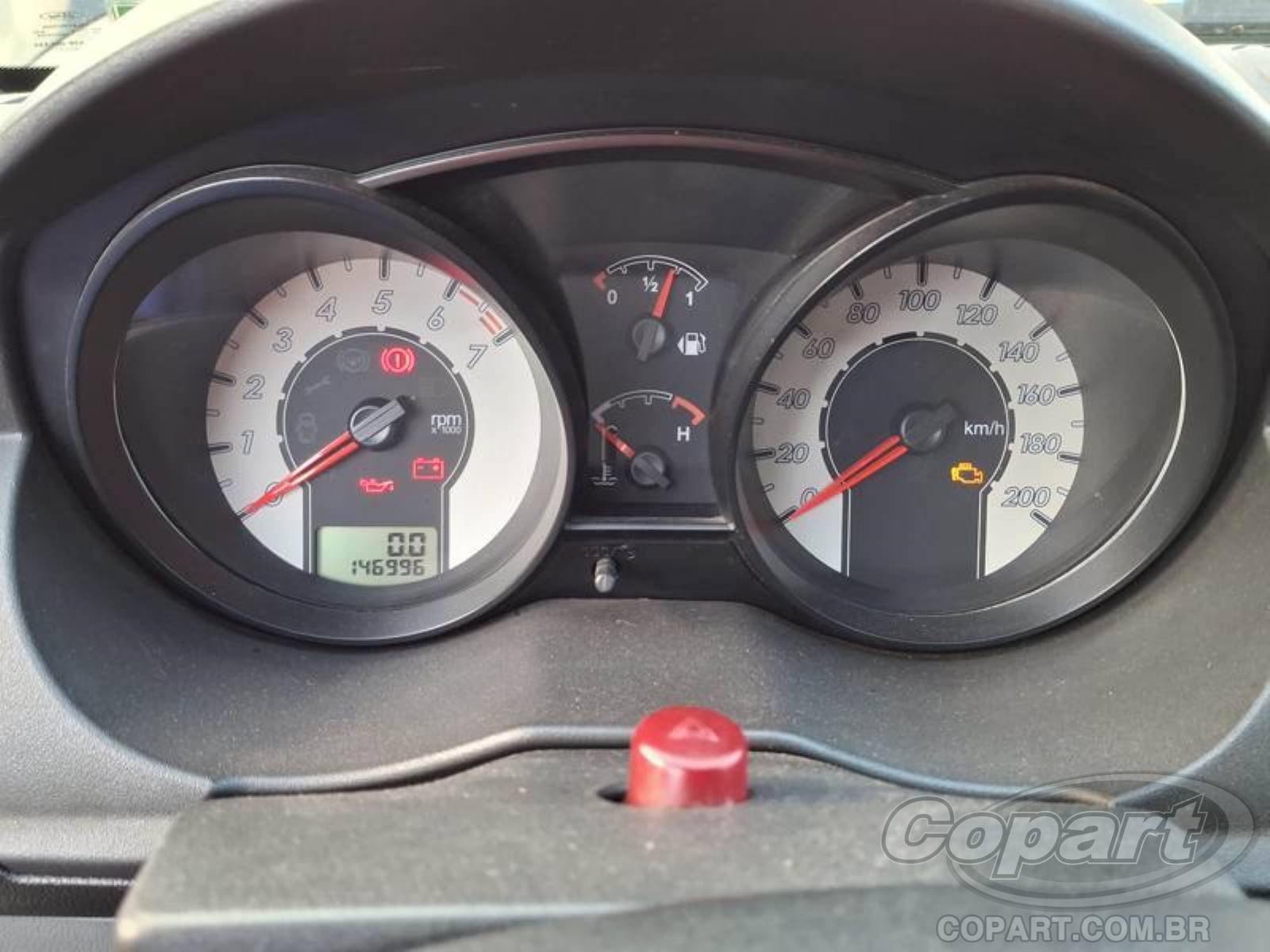 Foto 8 de 10: 2008 FORD FIESTA SEDAN