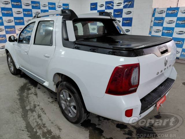 2022 RENAULT DUSTER OROCH 