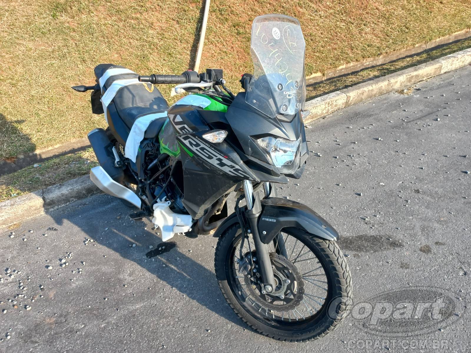 Veículo KAWASAKI Versys-X Kawasaki Versys-X 2023 2023 em leilão