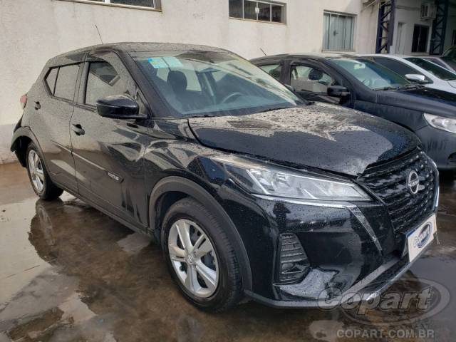 2024 NISSAN KICKS 