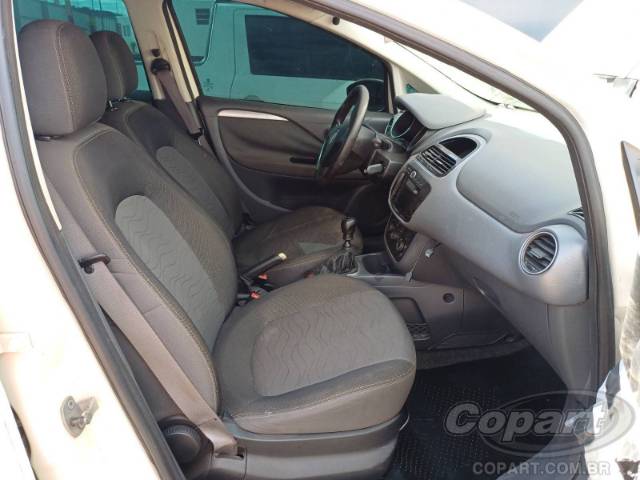 2016 FIAT PUNTO 