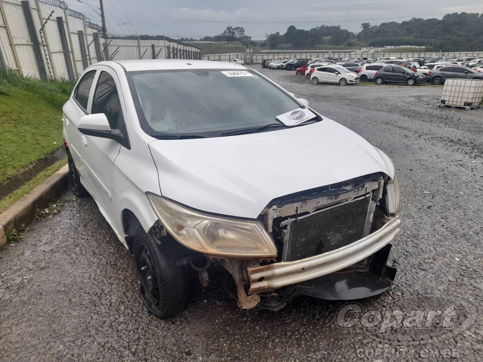 Veículo GM - Chevrolet Onix CHEVROLET ONIX LT 1.0 SPE/4 2015 2015 em leilão