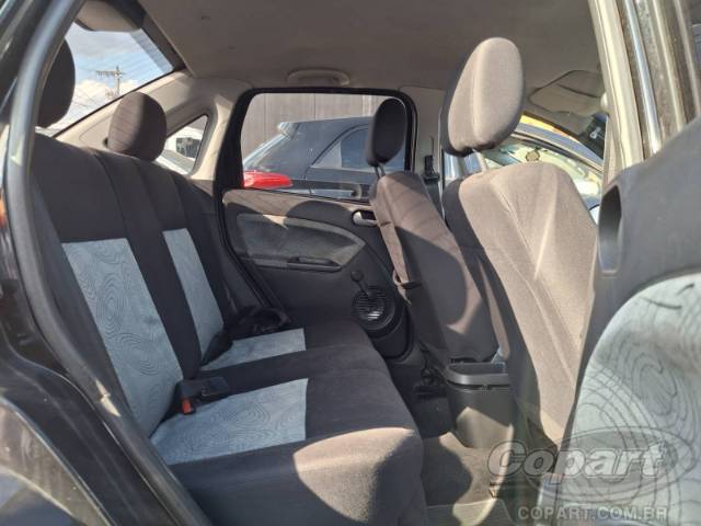 2010 FORD FIESTA SEDAN 