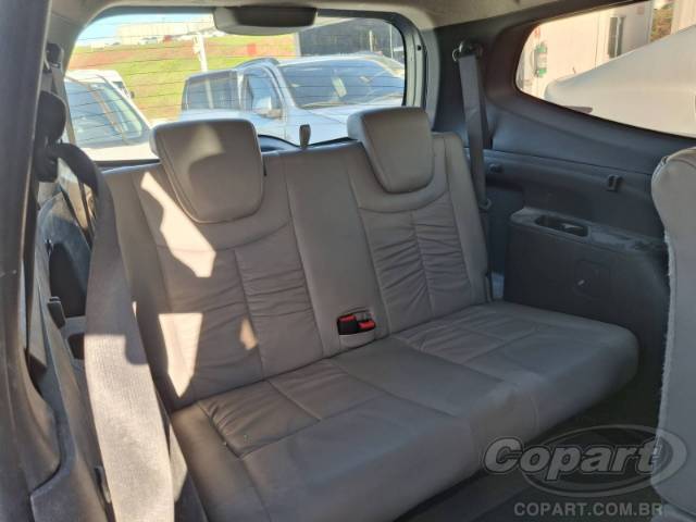 2010 NISSAN GRAND LIVINA 