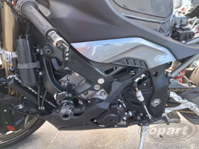 2026 BMW S 1000 