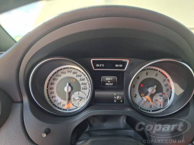 2015 MERCEDES BENZ GLA 