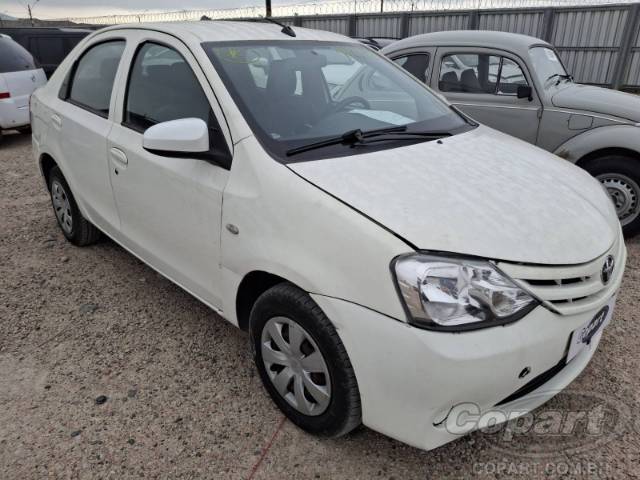 2017 TOYOTA ETIOS SEDA 