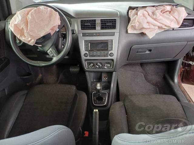 2015 VOLKSWAGEN FOX 