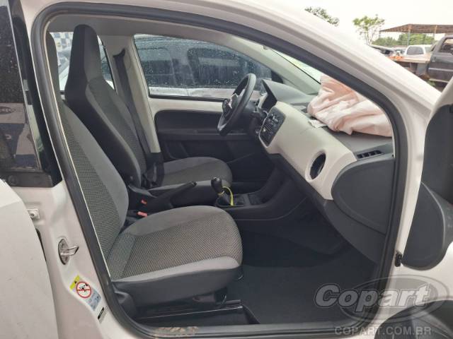 2015 VOLKSWAGEN UP 