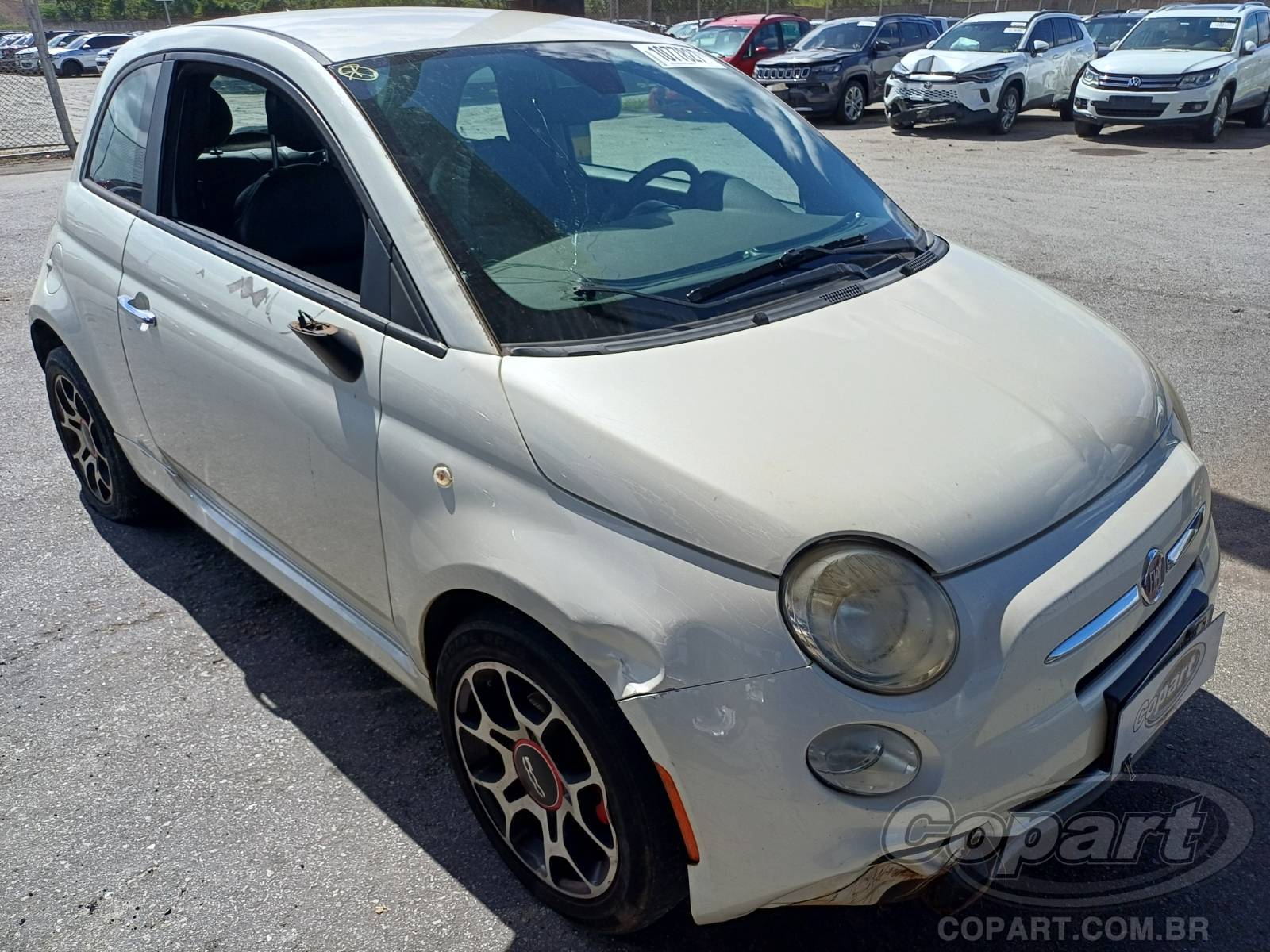 Fiat 500 2012 em leilão