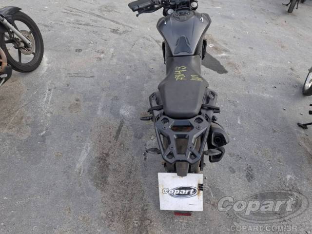 2025 BAJAJ DOMINAR 