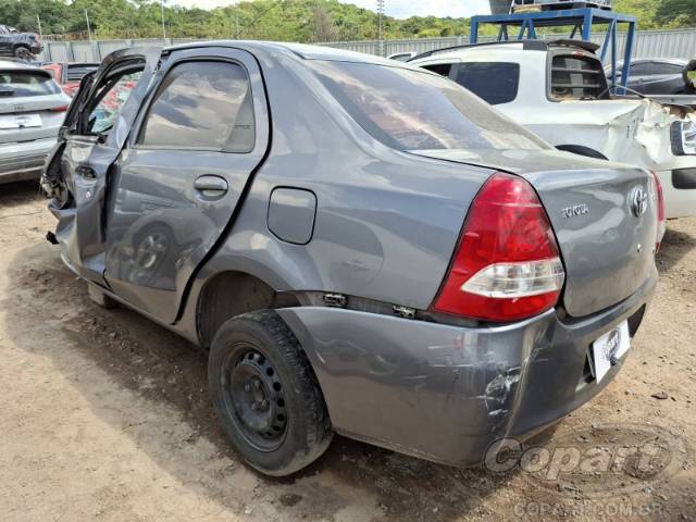 2016 TOYOTA ETIOS SEDA 