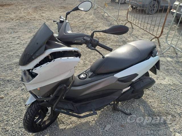 2019 YAMAHA NMAX 