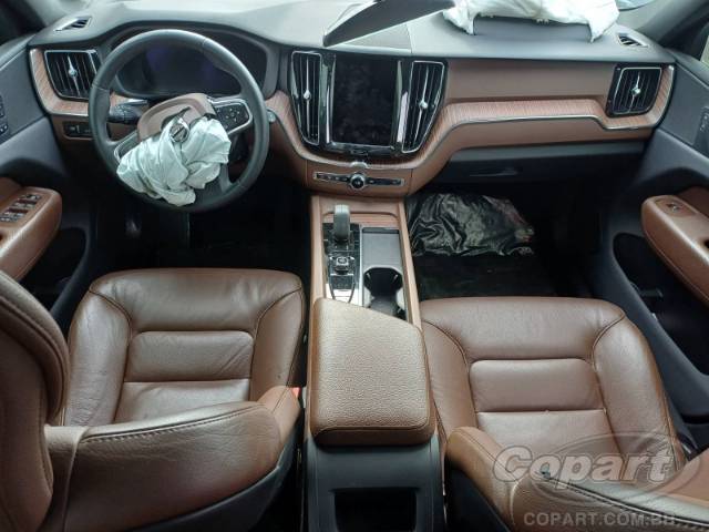 2022 VOLVO XC60 
