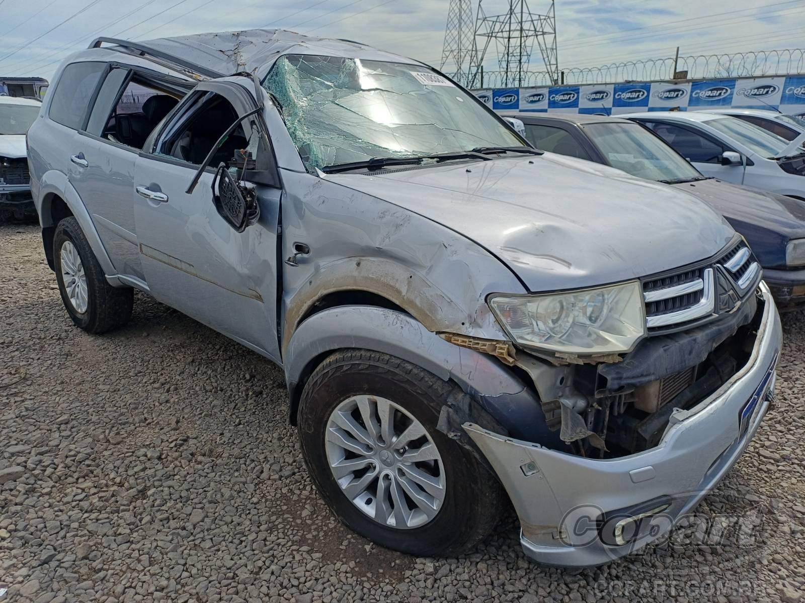 Veículo Mitsubishi PAJERO DAKAR 2015 MITSUBISHI PAJERO DAKAR 2015 em leilão
