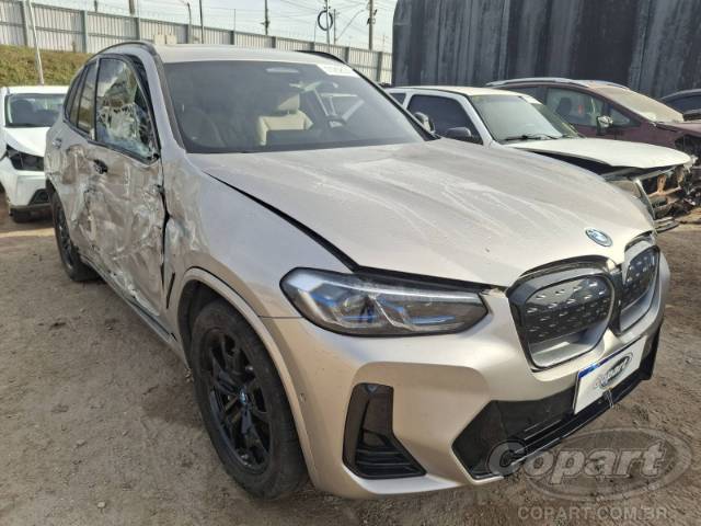 2024 BMW IX3 