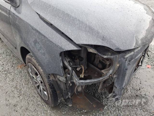 2005 VOLKSWAGEN FOX 