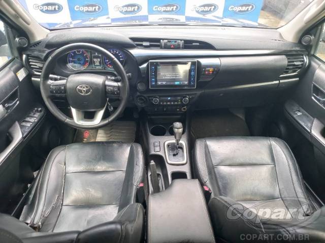 2017 TOYOTA HILUX CD 