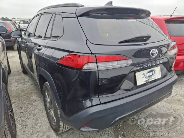 2026 TOYOTA COROLLA CROSS 