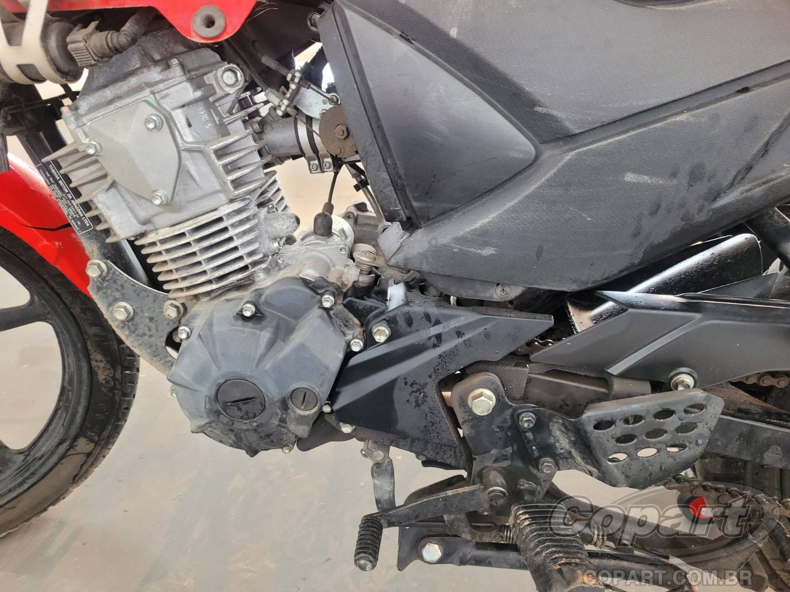 Foto 6 de 10: 2025 YAMAHA FAZER