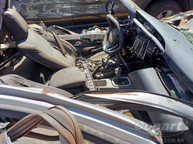 2017 TOYOTA HILUX CD 