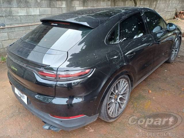 2023 PORSCHE CAYENNE COUPE 