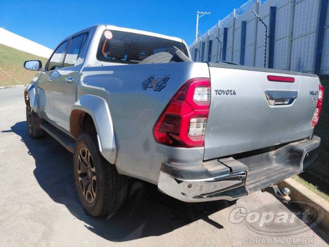 2024 TOYOTA HILUX CD 