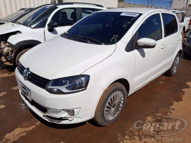 2013 VOLKSWAGEN FOX 