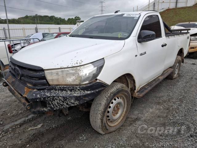 2021 TOYOTA HILUX CS 
