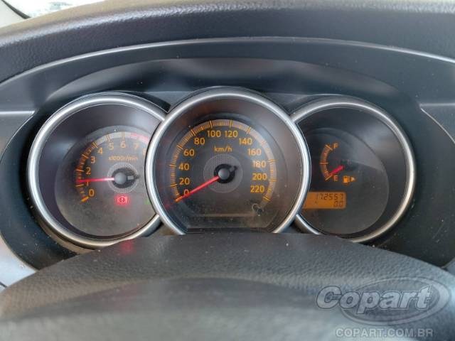 2010 NISSAN LIVINA 