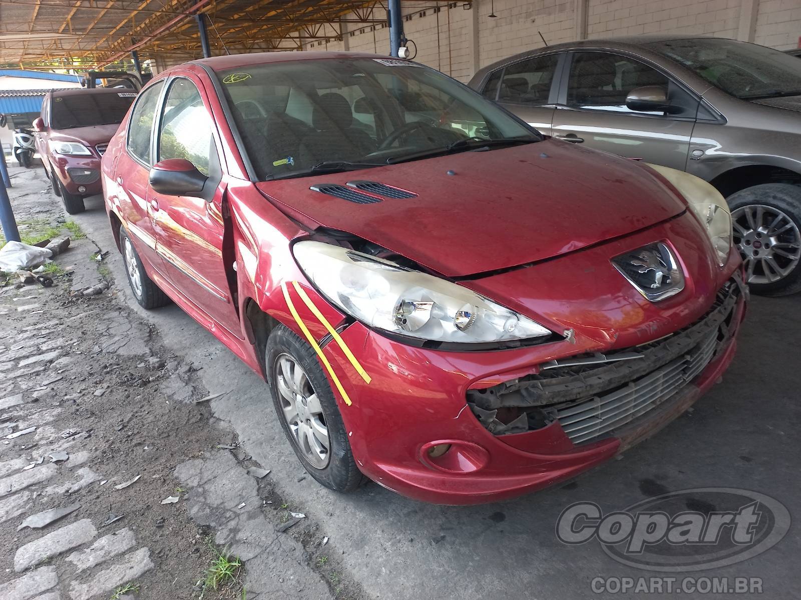 Veículo Peugeot 207 Peugeot 207 Passion XR Sport 1.4 2012 Colisão Pequena Monta 2012 em leilão