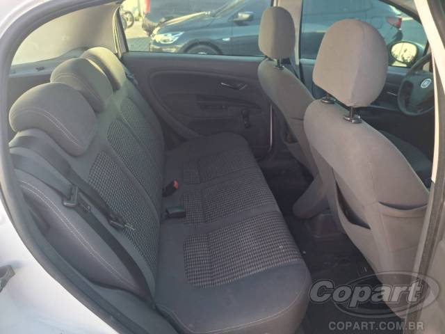 2011 FIAT PUNTO 