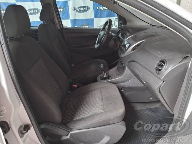 2021 FORD KA SEDAN 