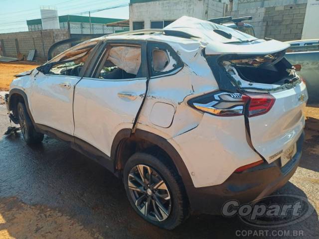 2024 CHEVROLET TRACKER 