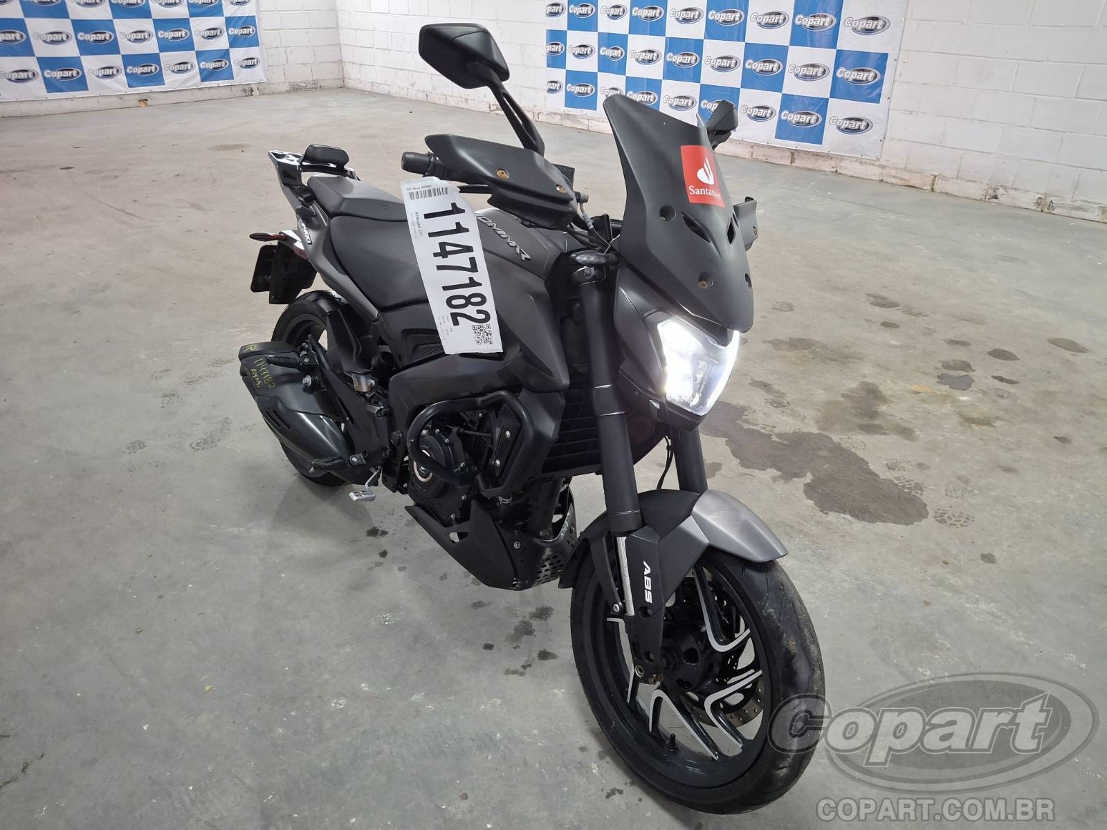 2025 BAJAJ DOMINAR