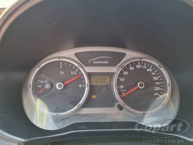 2011 VOLKSWAGEN VOYAGE 
