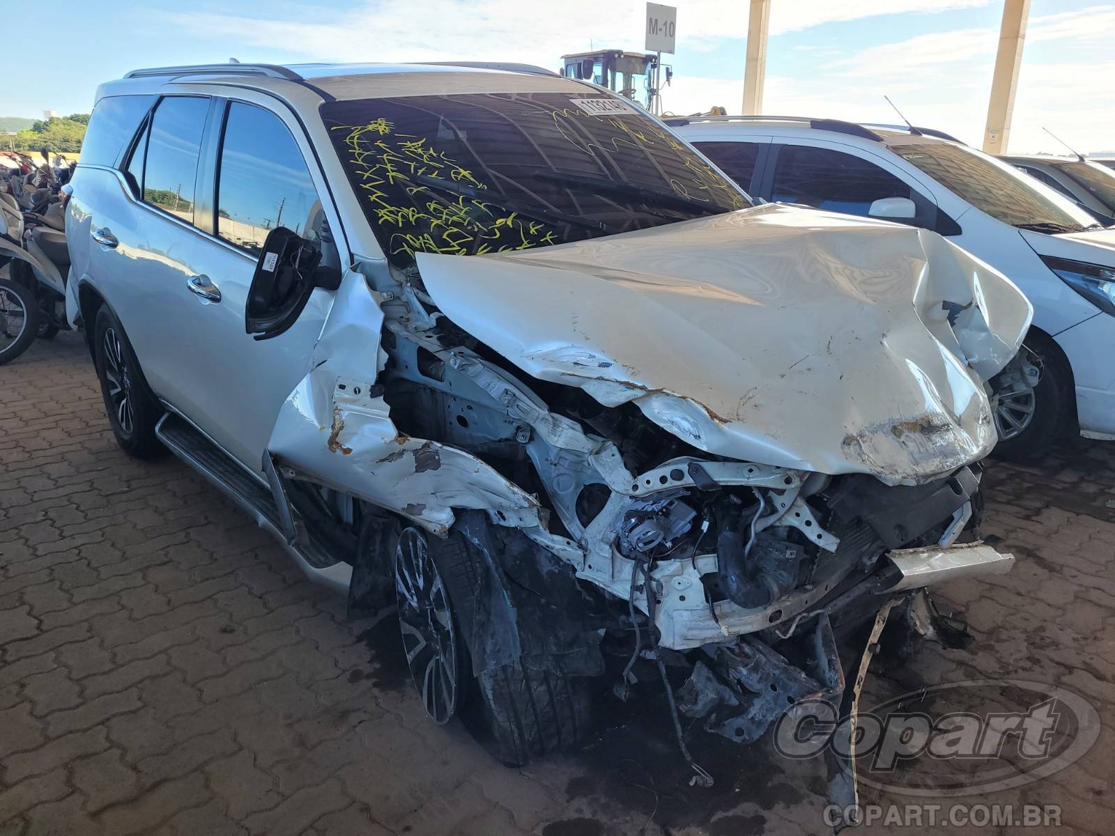 2018 TOYOTA HILUX SW4