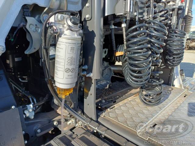 2025 MERCEDES-BENZ Arocs 