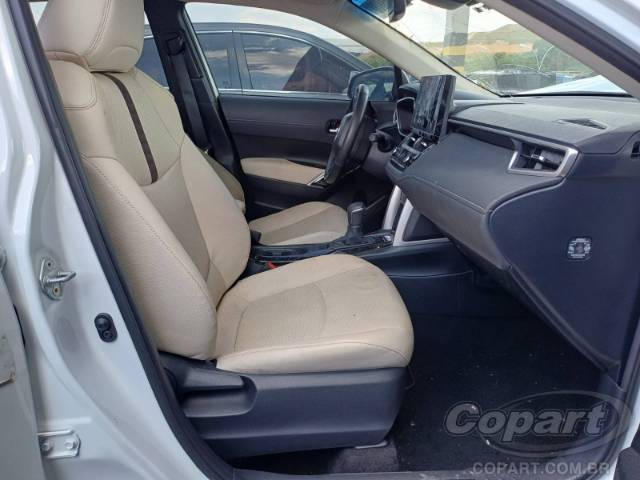 2026 TOYOTA COROLLA CROSS 