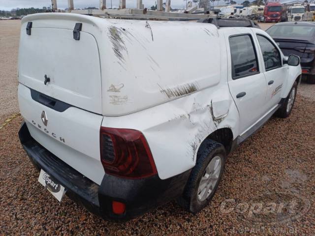 2022 RENAULT DUSTER OROCH 