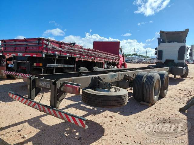 2018 VOLVO VM 
