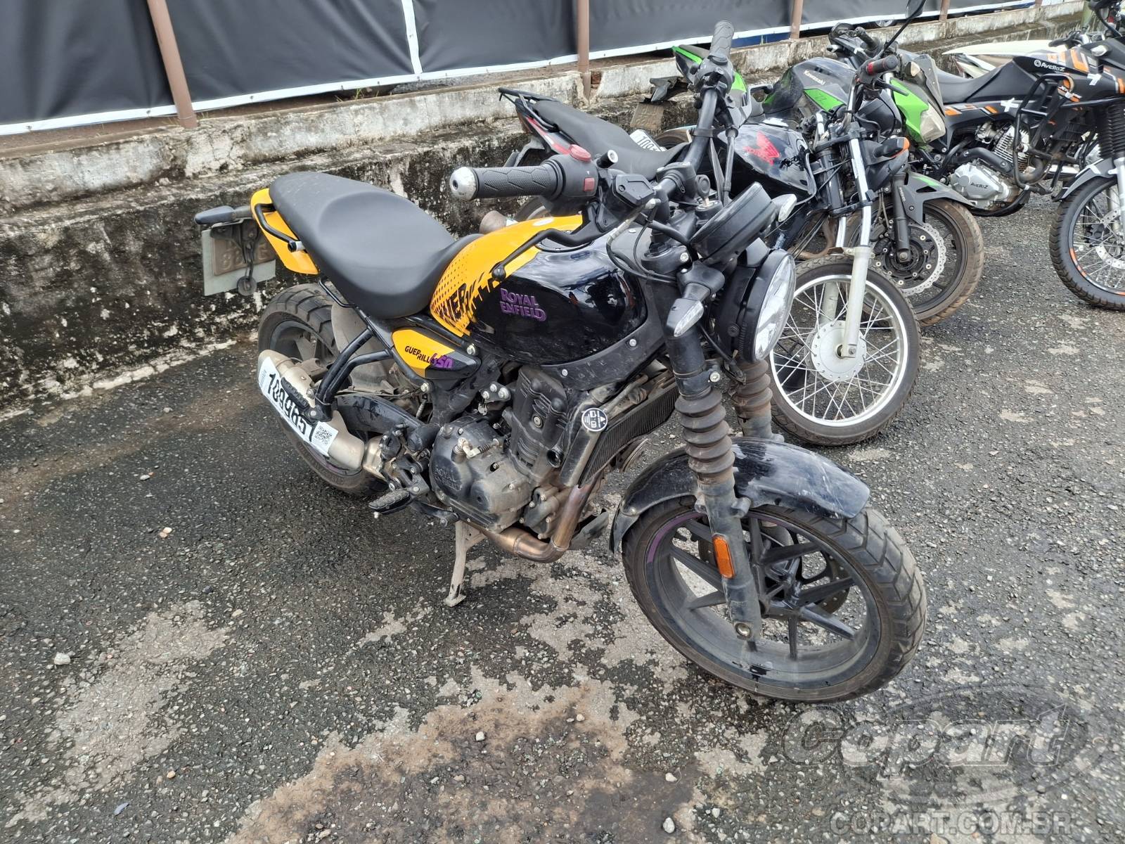 ROYAL ENFIELD GUERRILLA 2026