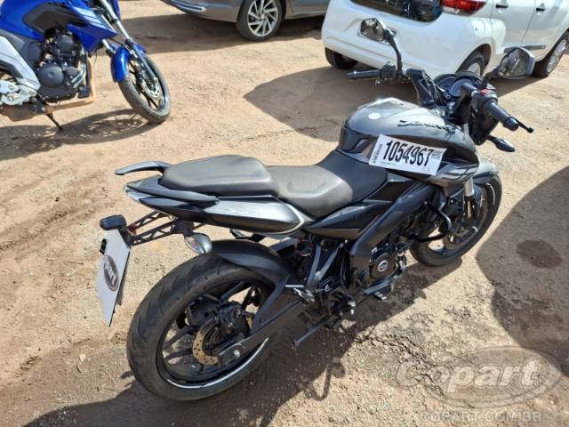 2024 BAJAJ DOMINAR 