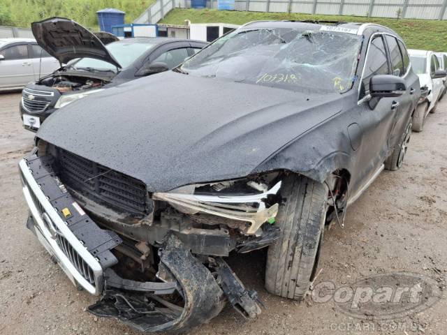 2021 VOLVO XC60 